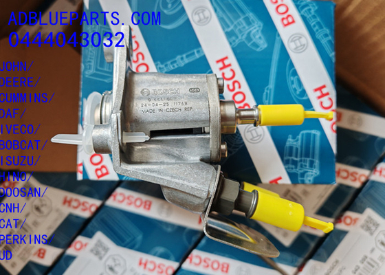 0444043032 OEM BOSCH DEF DOSAJING UNIT / UREA NOZZLE / DOSAJING MODULE 0444043032 Adblue Injector Nozzle JOHN DEERE CUMMINS DAF IVECO BOBCAT ISUZU HINO DOOSAN CNH PER CATKINS UD için dozlama nozlu