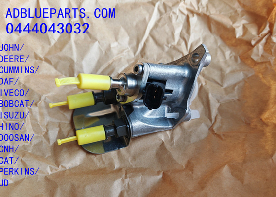 0444043032 OEM BOSCH DEF DOSAJING UNIT / UREA NOZZLE / DOSAJING MODULE 0444043032 Adblue Injector Nozzle JOHN DEERE CUMMINS DAF IVECO BOBCAT ISUZU HINO DOOSAN CNH PER CATKINS UD için dozlama nozlu