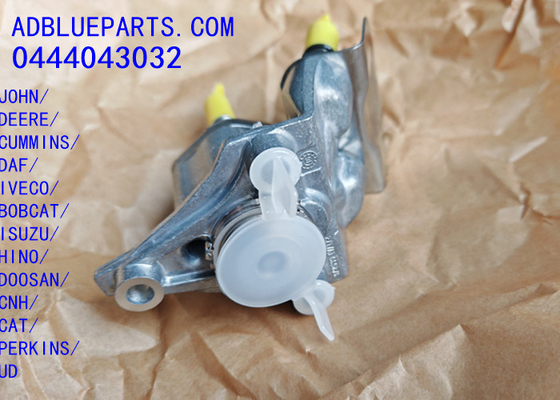 0444043032 OEM BOSCH DEF DOSAJING UNIT / UREA NOZZLE / DOSAJING MODULE 0444043032 Adblue Injector Nozzle JOHN DEERE CUMMINS DAF IVECO BOBCAT ISUZU HINO DOOSAN CNH PER CATKINS UD için dozlama nozlu