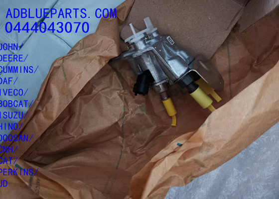 0444043070 OEM BOSCH DEF DOSAJING UNIT / UREA NOZZLE / DOSAJING MODULE 0444043070 Adblue Injector Nozzle JOHN DEERE CUMMINS DAF IVECO BOBCAT ISUZU HINO DOOSAN CNH PER CATKINS UD için dozlama nozel