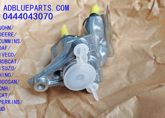 0444043070 OEM BOSCH DEF DOSAJING UNIT / UREA NOZZLE / DOSAJING MODULE 0444043070 Adblue Injector Nozzle JOHN DEERE CUMMINS DAF IVECO BOBCAT ISUZU HINO DOOSAN CNH PER CATKINS UD için dozlama nozel