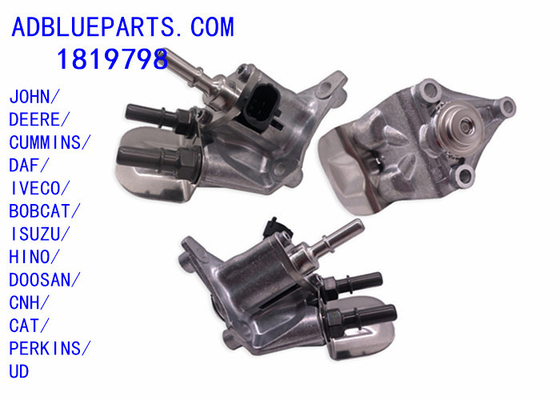 1819798 OEM BOSCH DEF DOSING UNIT / UREA NOZZLE / DOSING MODULE 1819798 Adblue Injector Nozzle JOHN DEERE CUMMINS DAF IVECO BOBCAT ISUZU HINO DOOSAN CNH CAT PERKINS UD için dozlama nozel