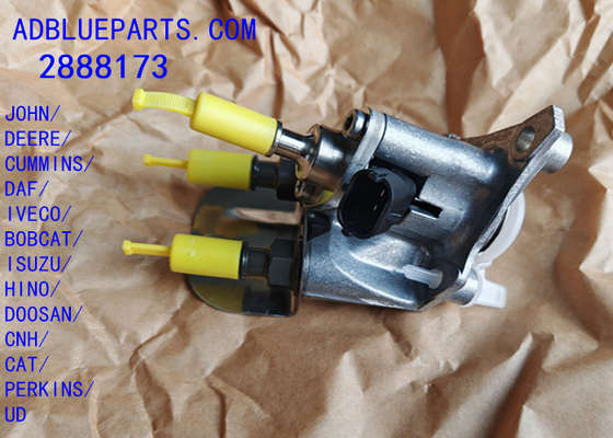 2888173 OEM BOSCH DEF DOSING UNIT / UREA NOZZLE / DOSING MODULE 2888173 Adblue Injector Nozzle JOHN DEERE CUMMINS DAF IVECO BOBCAT ISUZU HINO DOOSAN CNH CAT PERKINS UD için dozlama nozel
