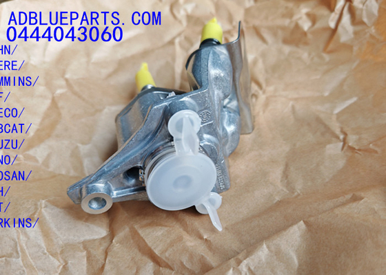 0444043060 OEM BOSCH DEF DOSAJING UNIT / UREA NOZZLE / DOSAJING MODULE 0444043060 Adblue Injector Nozzle JOHN DEERE CUMMINS DAF IVECO BOBCAT ISUZU HINO DOOSAN CNH PER CATKINS UD için dozlama nozel
