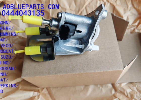 0444043135 OEM BOSCH DEF DOSAJING UNIT / UREA NOZZLE / DOSAJING MODULE 0444043135 Adblue Injector Nozzle JOHN DEERE CUMMINS DAF IVECO BOBCAT ISUZU HINO DOOSAN CNH PER CATKINS UD için dozlama nozel